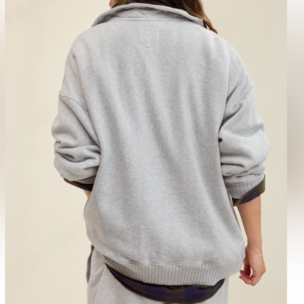 Aerie Oh Snap! Medium Heather Gray Sweatshirt Size Large, NWT - Picture 4 of 7